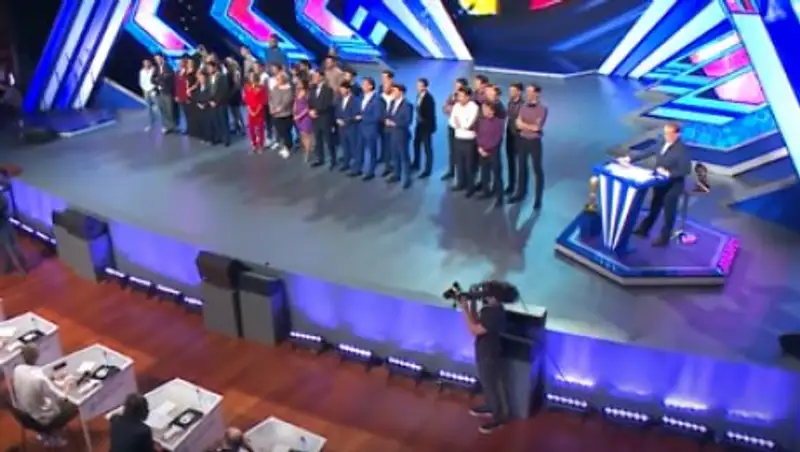 Первый канал показал Летний кубок КВН в Астане