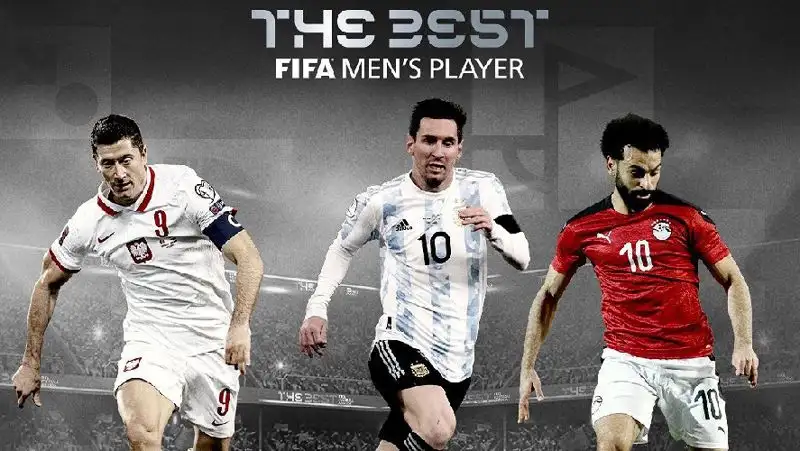ФИФА признала Левандовского лучшим футболистом 2021 года