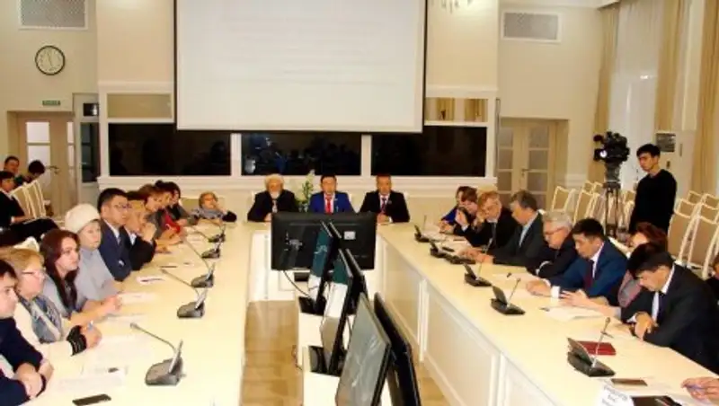 Карагандинский депутат призвал НПО не уповать на «бюджетный пирог» 