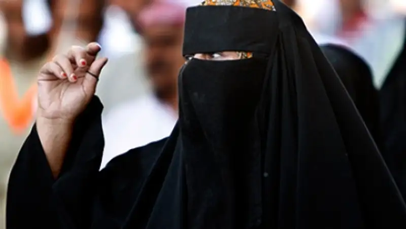 В Мекке отрубили голову мачехе за изнасилование семилетней падчерицы