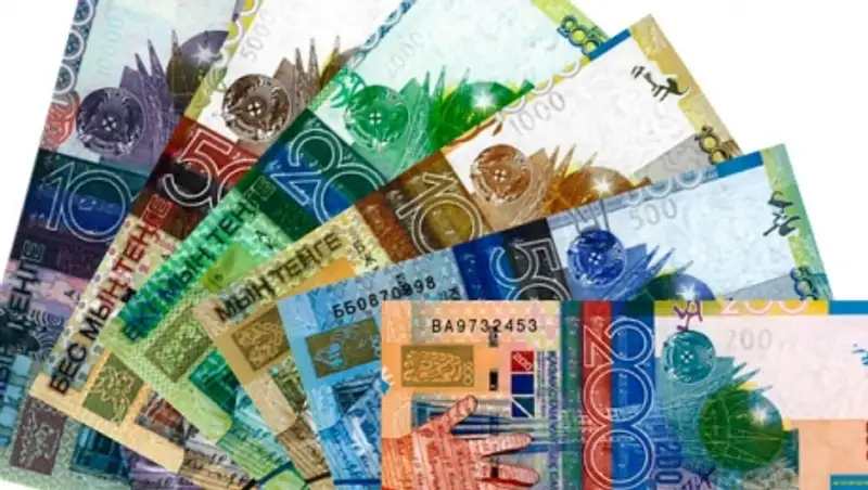 Казахстанские банки будут отчитываться перед клиентами за комиссию