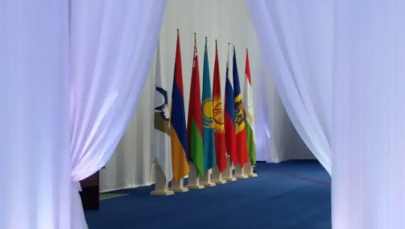 Страны ЕАЭС ведут переговоры о сотрудничестве с Сингапуром и Египтом