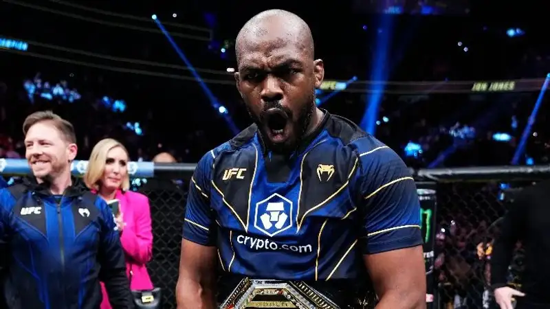 Джонс заработал больше 7 млн долларов за поединок с Ганом на UFC 285