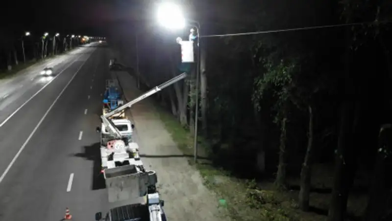 Да будет свет. На 300 улицах Алматы появится освещение до конца года