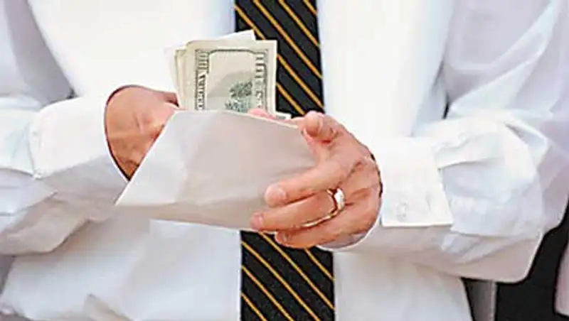 Стали известны средние зарплаты выпускников программы «Болашак», фото - Новости Zakon.kz от 05.11.2013 20:36