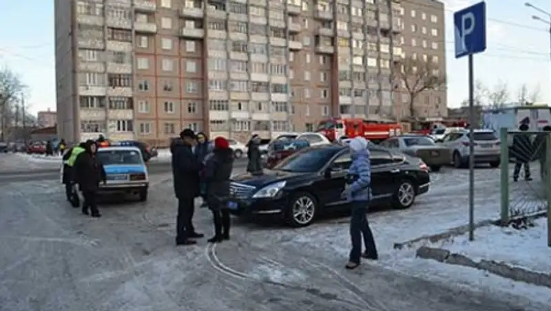 Из-за звонка 10-летней девочки из дома в Петропавловске эвакуировали более 300 человек