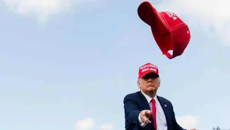 США умирают изнутри – Трамп о мигрантах