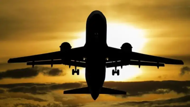 Почти 1,5 тыс. авиапассажиров изолировали в аэропорту Нур-Султана с 22 марта