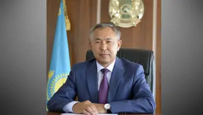 Facebook Кайрат Досаев/коллаж zakon.kz, фото - Новости Zakon.kz от 24.04.2019 10:26