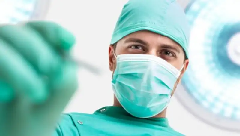 В России осудили хирурга, перепутавшего переломы с аллергией