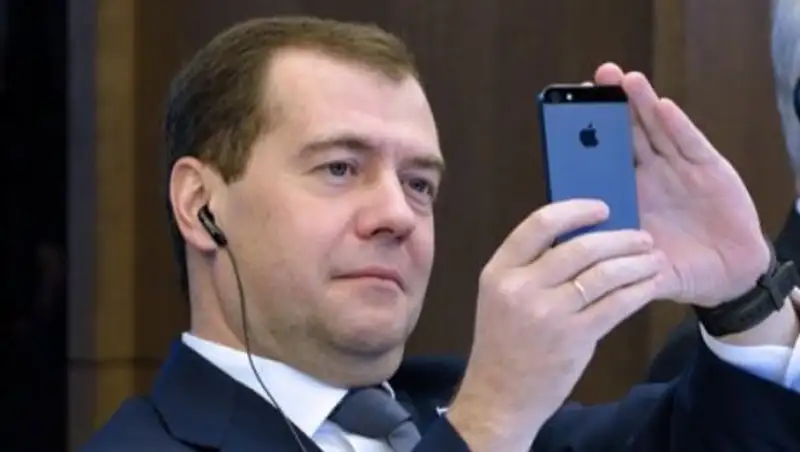 Дмитрий Медведев опубликовал фото ночной Астаны