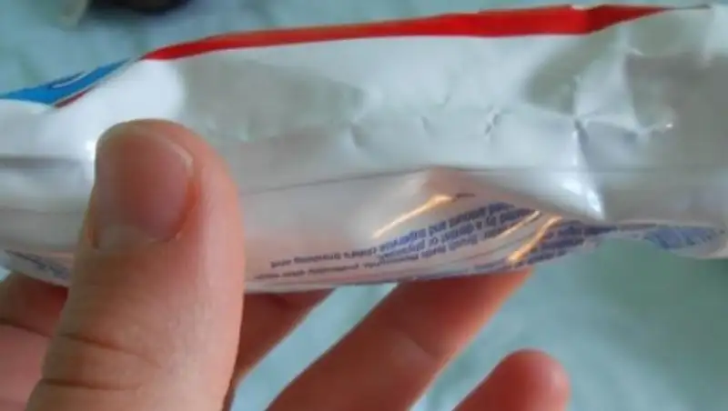 Деньги в зубной пасте пытались пронести в СИЗО Шымкента