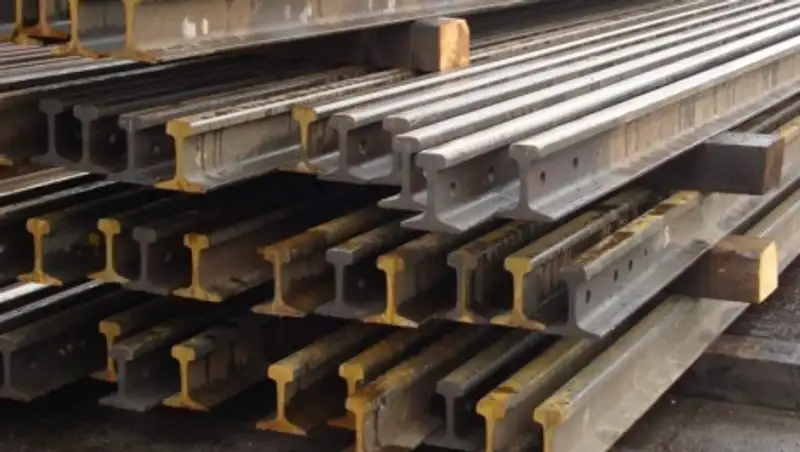 Казахстанец пытался провести в Россию 10 тонн железнодорожных рельсов 