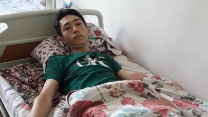 В Алматинской области юноша спас из горящего дома троих детей