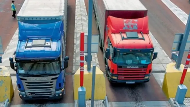 В РК дороги второй техкатегории станут платными для тяжелых грузовиков