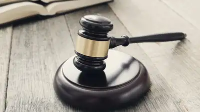 С кого требовать возмещение материального время за поврежденное имущество должника, фото - Новости Zakon.kz от 03.05.2023 17:17