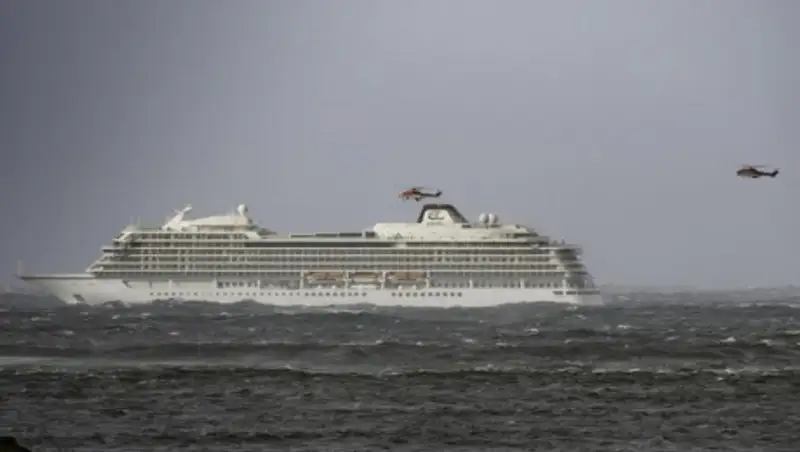 Авария Viking Sky: лайнер доставлен в порт