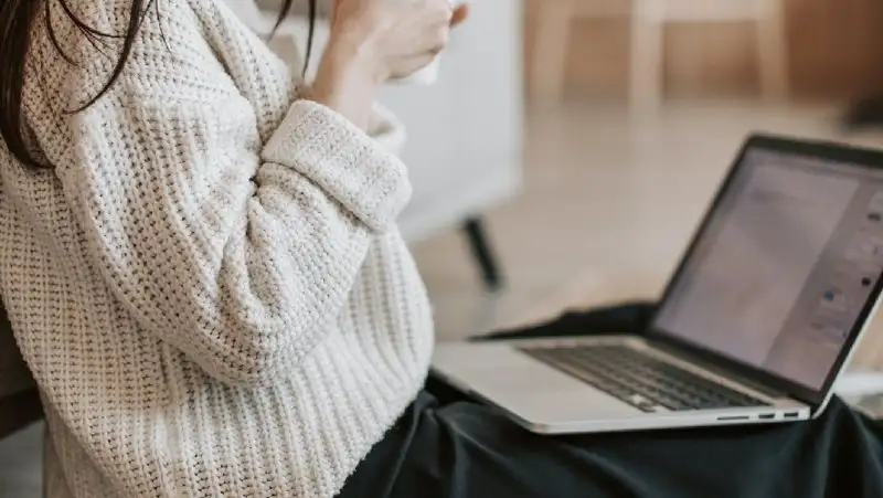 Индивидуальный предприниматель в декрете: нужно ли платить взносы на ОСМС