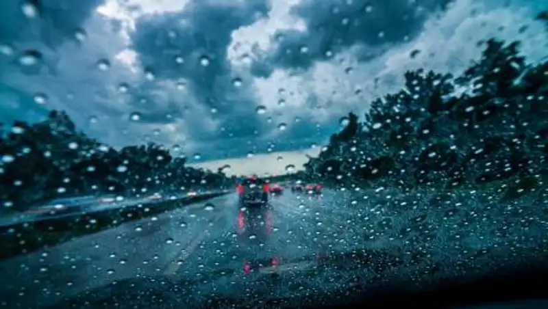 Сильные осадки ожидаются в Казахстане - погода на 2 октября