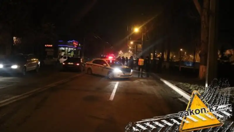 В Алматы водитель скрылся после смертельного наезда
