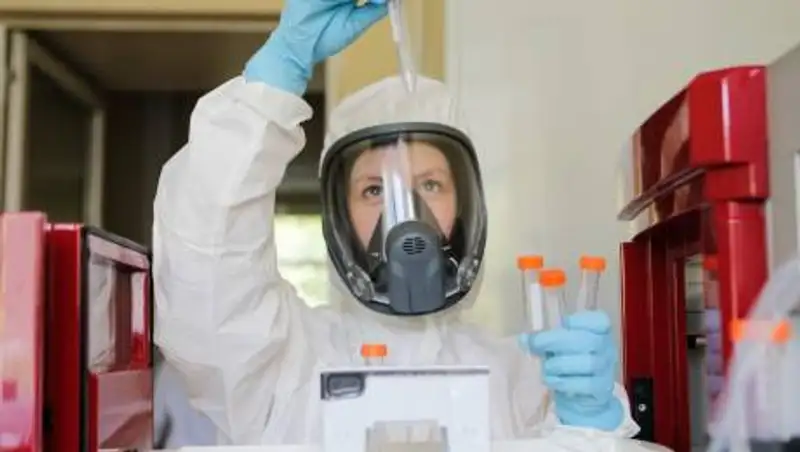 В США расследуют махинации с поставками вакцины от COVID-19