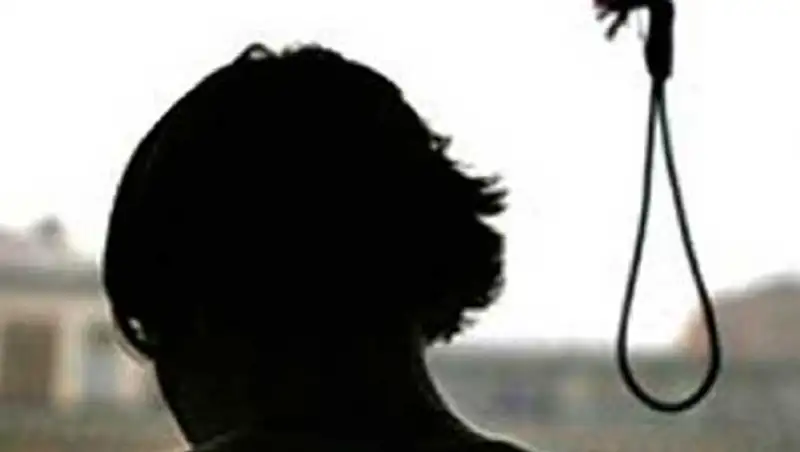 Вчера в Шахтинске повесился девятилетний ребенок