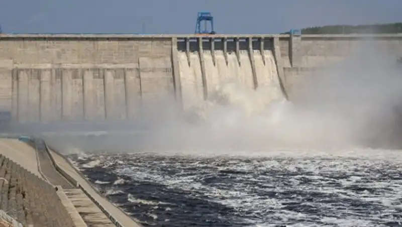 Казахстан вернет Кыргызстану электроэнергию, выработанную для фермеров