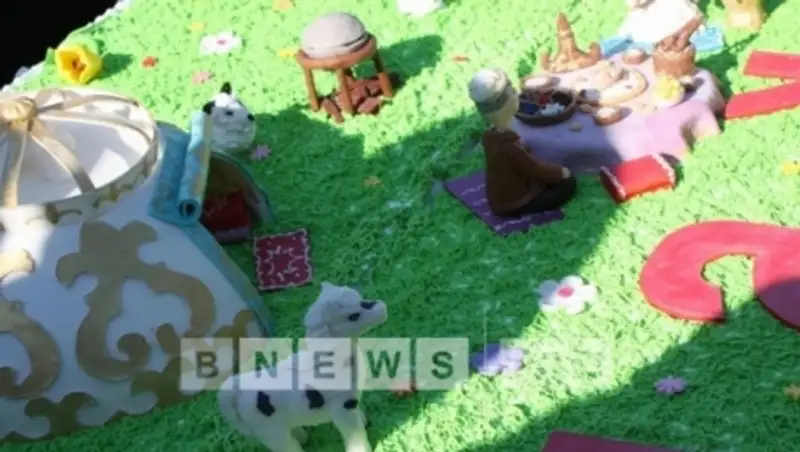 Кондитеры Петропавловска угостили жителей города 3-метровым тортом