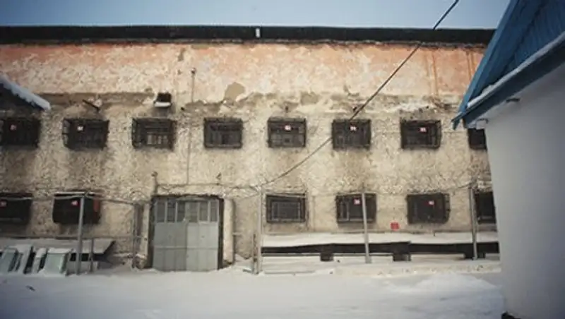 Тюремное население Казахстана сократилось втрое