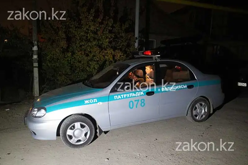 В Алматы 20-летний молодой человек в пьяной ссоре зарезал старшего брата (фото) В Алматы 20-летний молодой человек в пьяной ссоре зарезал старшего брата (фото), фото - Новости Zakon.kz от 07.11.2013 16:38