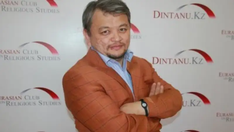 Светскость не означает отказ от религии - эксперт