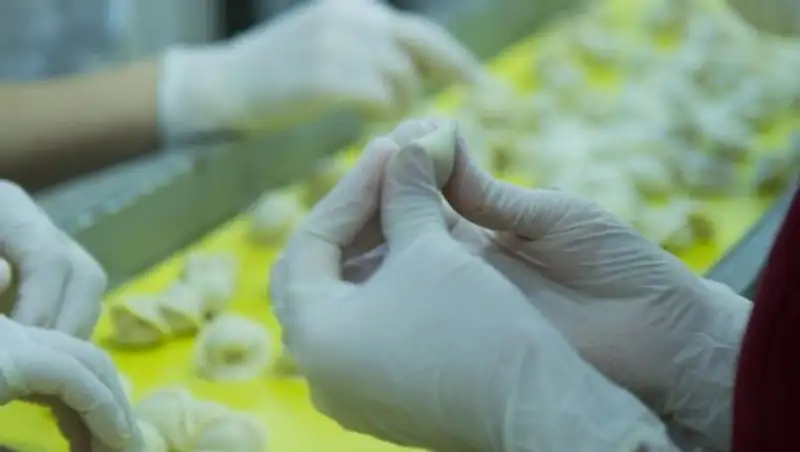 Павлодарский филиал Фонда "Даму" провел пресс-тур по предприятиям, получившим господдержку