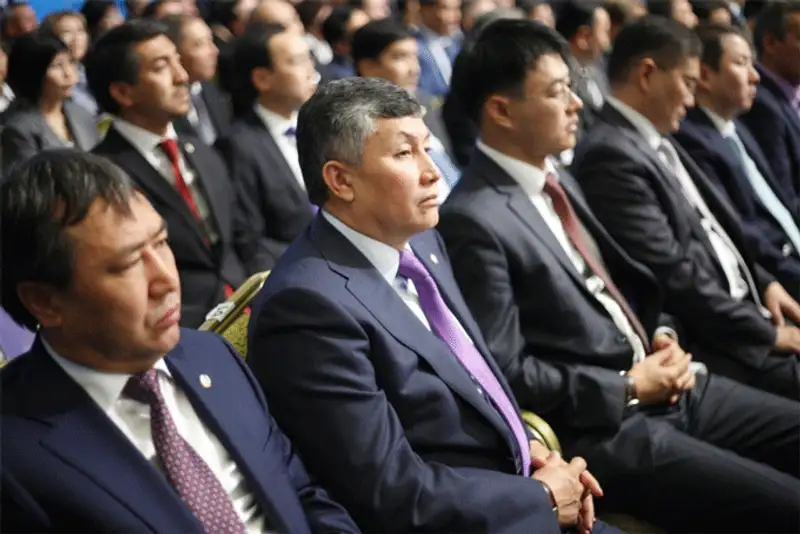 XV внеочередной съезд партии «Нур Отан» XV внеочередной съезд партии «Нур Отан», фото - Новости Zakon.kz от 19.10.2013 00:52