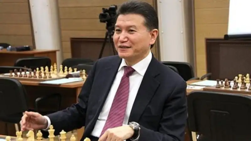 Илюмжинова отстранили от должности президента FIDE