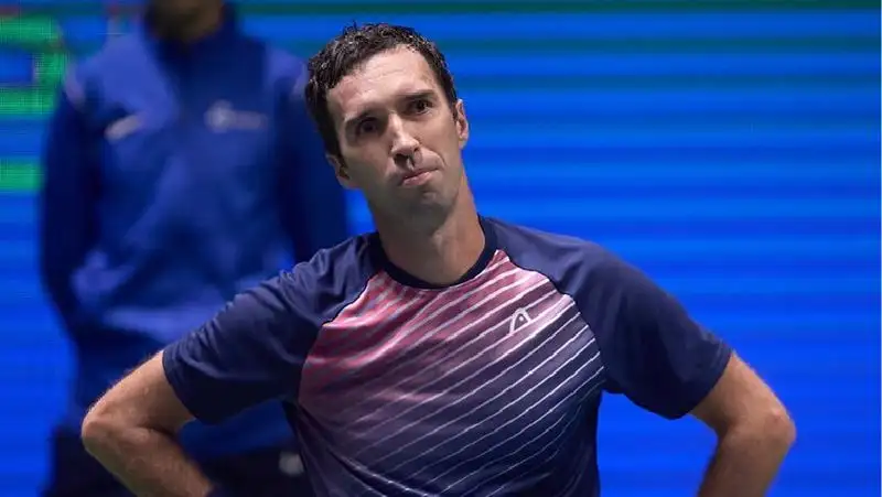 Михаил Кукушкин вышел во второй круг турнира в Чикаго