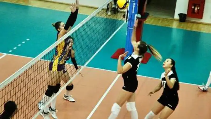 "Алтай" одержал вторую победу на клубном ЧА по волейболу