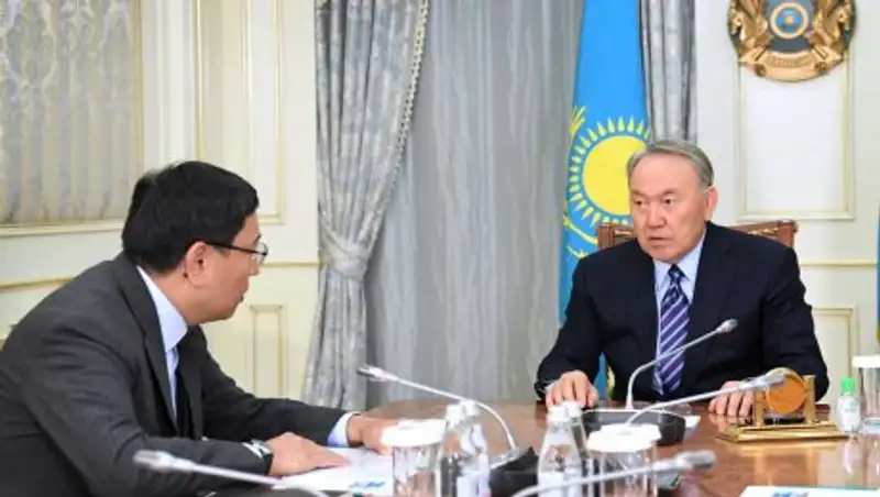 Глава государства принял Председателя Правления АО "НУХ" "Байтерек" Ерболата Досаева