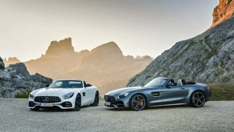 Mercedes объявил цены трех новых спорткаров AMG GT