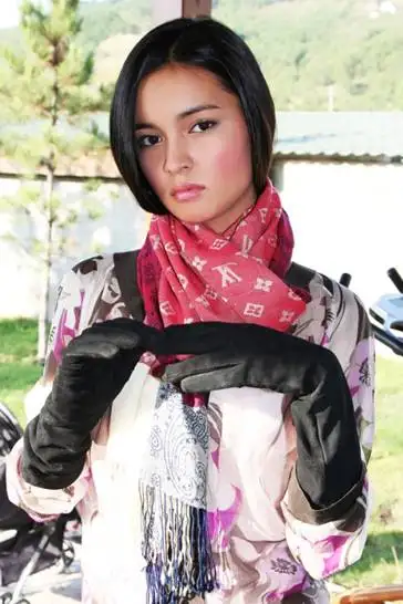 красивая казашка Бибигуль Суюншалина. Фото, фото - Новости Zakon.kz от 22.05.2012 17:21