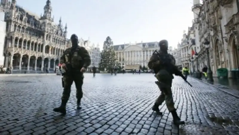 В результате ложной тревоги полиция эвакуировала людей с вокзала в Бельгии
