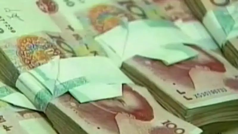 Китайский бизнесмен пожертвовал 10 тысяч юаней на лечение дочки вора