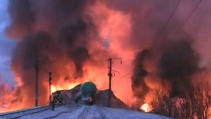 От пожара на станции в Кирове в домах раскалились стены