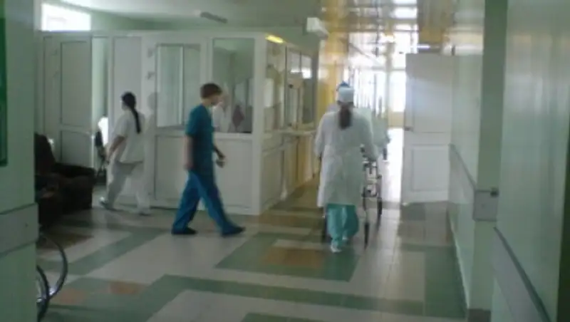 В Атырауской обл медики подозреваются в халатности, приведшей к смерти ребенка от ожогов