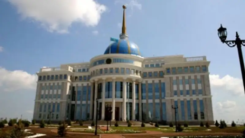 Главы зарубежных государств поздравили Назарбаева с победой на президентских выборах