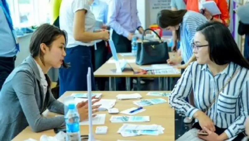 Специалисты разъяснили норму сдачи работодателями РК сведений о вакансиях