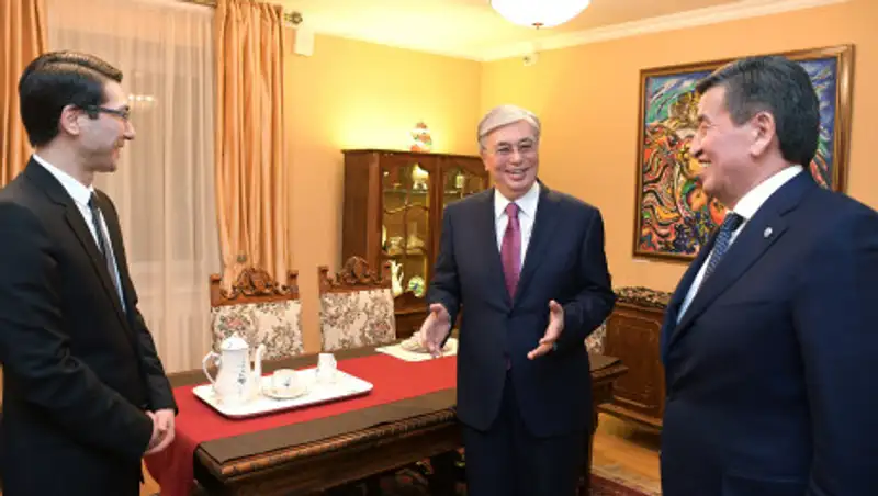 Токаев посетил Дом-музей Чингиза Айтматова