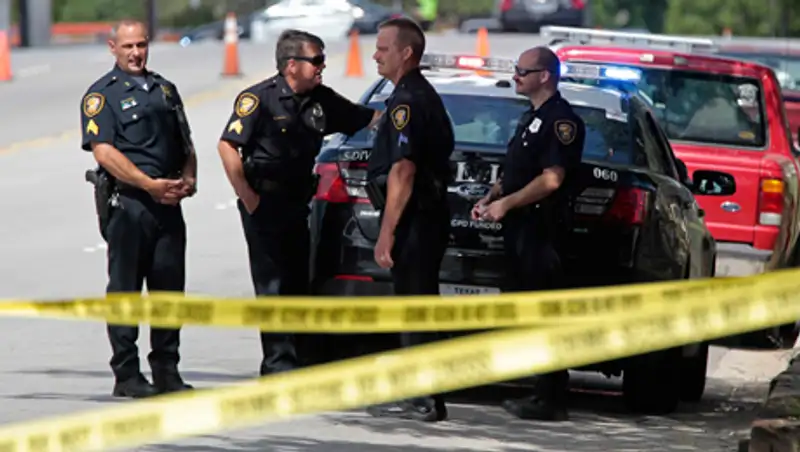 Обама направил генпрокурора США в Фергюсон для расследования убийства подростка