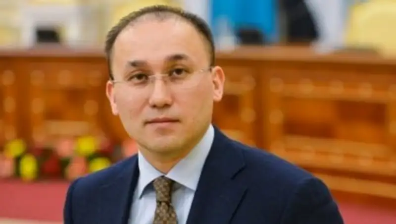 Абаев о логотипе «Рухани Жангыру»: Запроса о плагиате не поступало