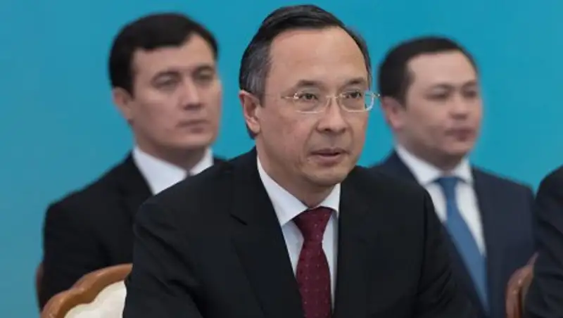 Глава МИД РК поблагодарил Венгрию за реконструкцию черепа Кейки батыра