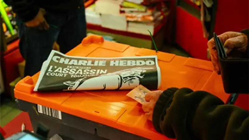 Charlie Hebdo опубликовал еще одну карикатуру на теракты в Брюсселе